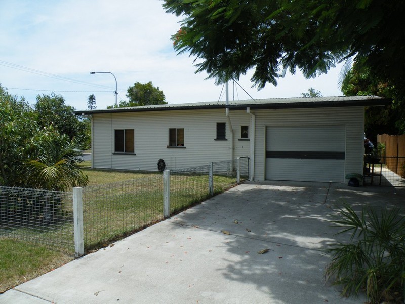 18 Elizabeth Street, Urangan QLD 4655