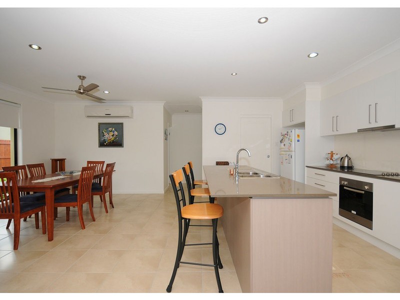 205 Long Street, Point Vernon QLD 4655