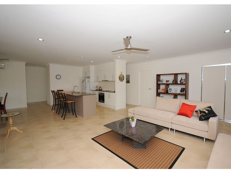 205 Long Street, Point Vernon QLD 4655