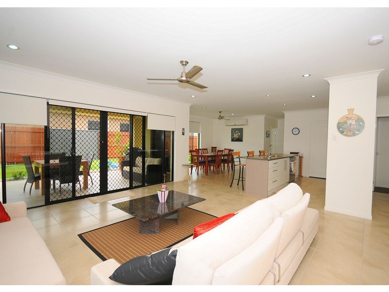 205 Long Street, Point Vernon QLD 4655