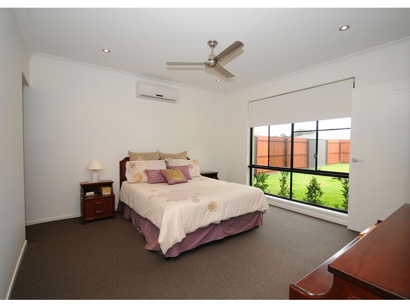205 Long Street, Point Vernon QLD 4655