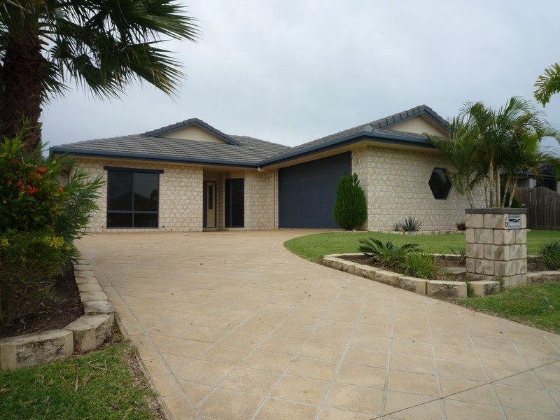6 Surrey Court, Kawungan QLD 4655