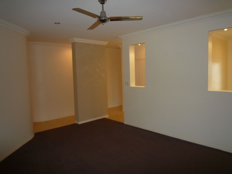 6 Surrey Court, Kawungan QLD 4655