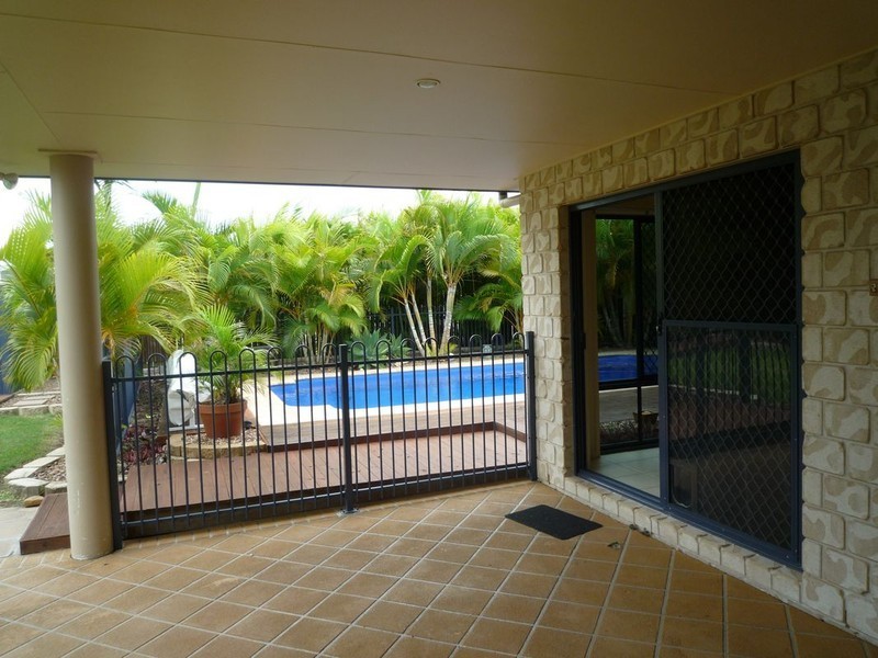 6 Surrey Court, Kawungan QLD 4655