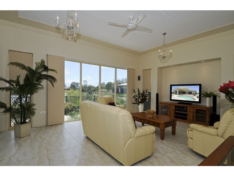 13 Conservation Drive, Urraween QLD 4655