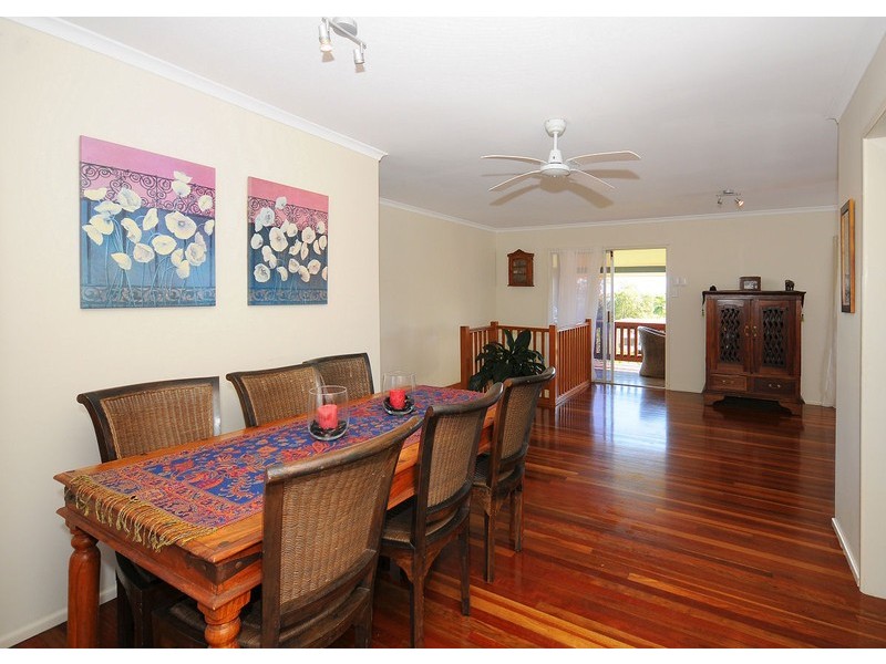 13 Hillcrest Avenue, Scarness QLD 4655