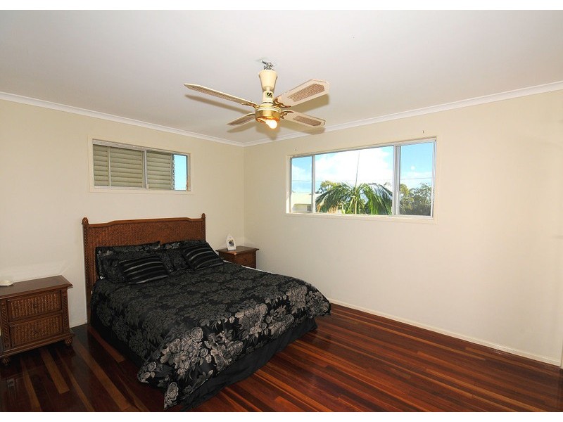 13 Hillcrest Avenue, Scarness QLD 4655