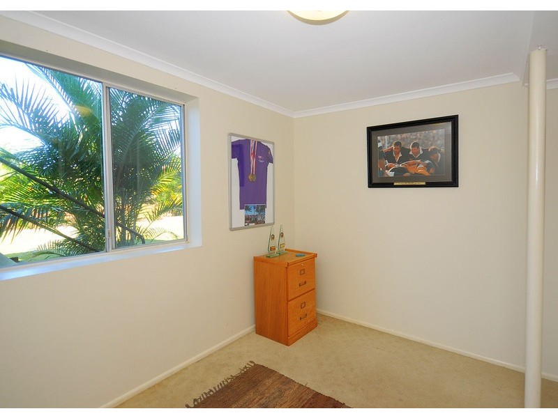 13 Hillcrest Avenue, Scarness QLD 4655