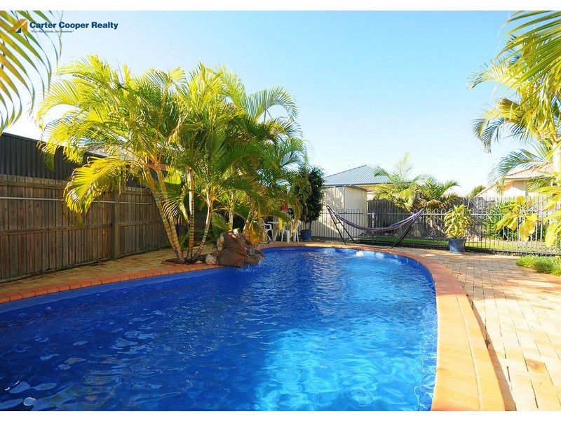 3 Benson Close, Urraween QLD 4655
