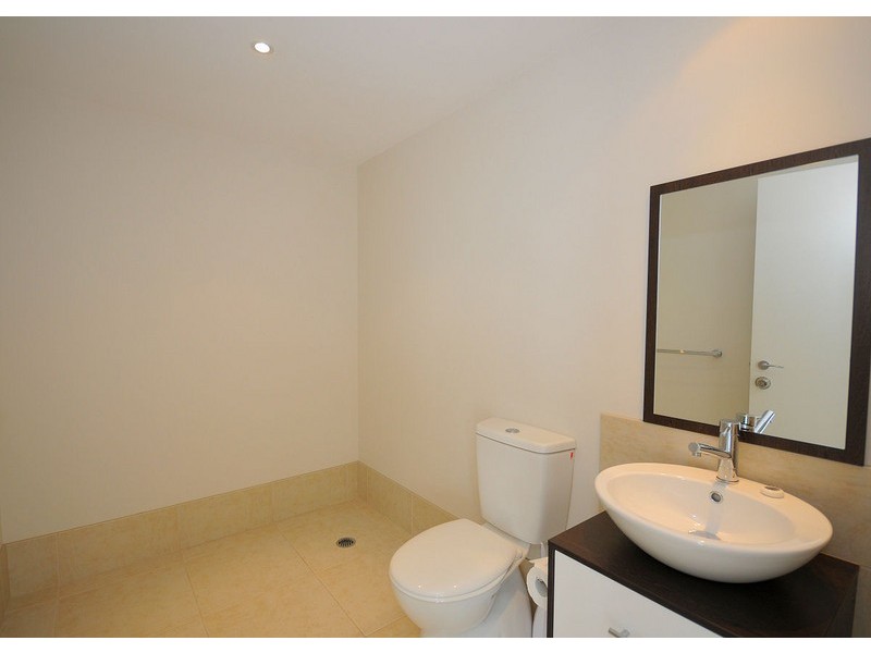 606/468 Esplanade, Torquay QLD 4655