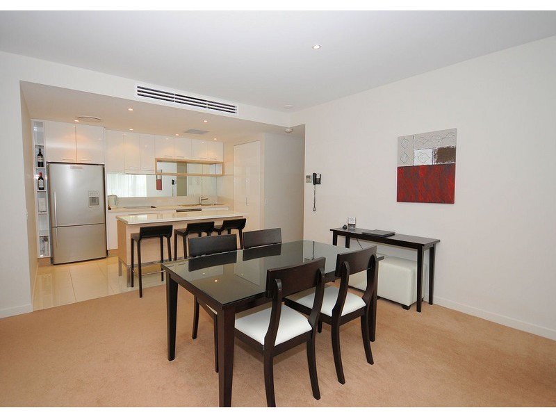 606/468 Esplanade, Torquay QLD 4655