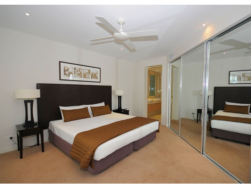 606/468 Esplanade, Torquay QLD 4655