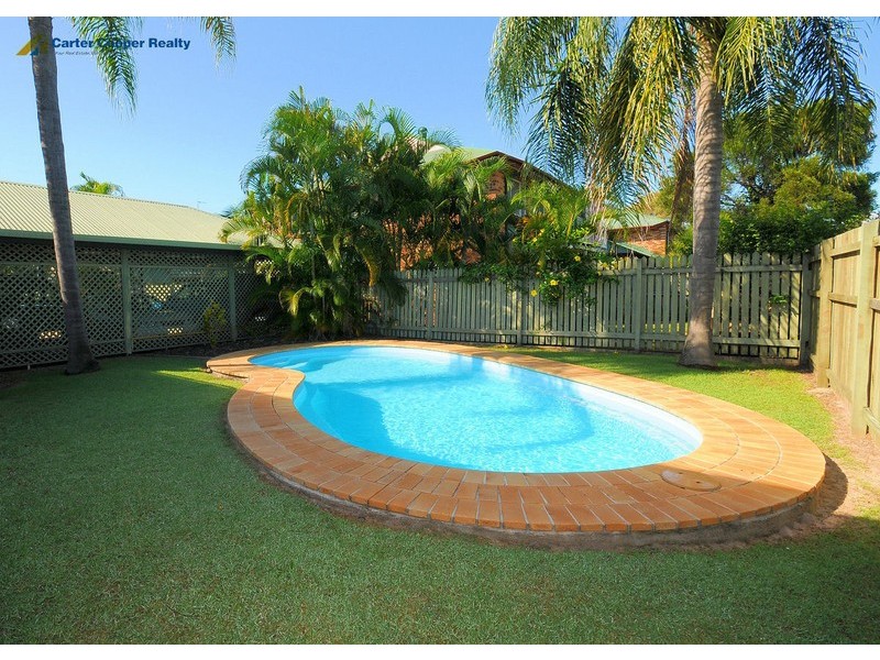 1/3 Beach Road, Pialba QLD 4655