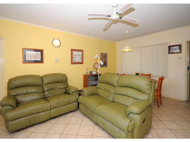 1/3 Beach Road, Pialba QLD 4655