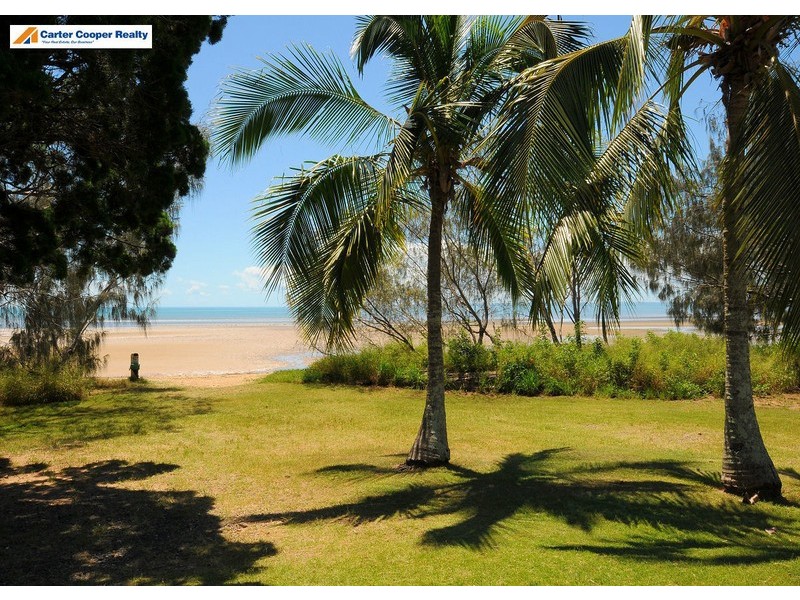 1/3 Beach Road, Pialba QLD 4655