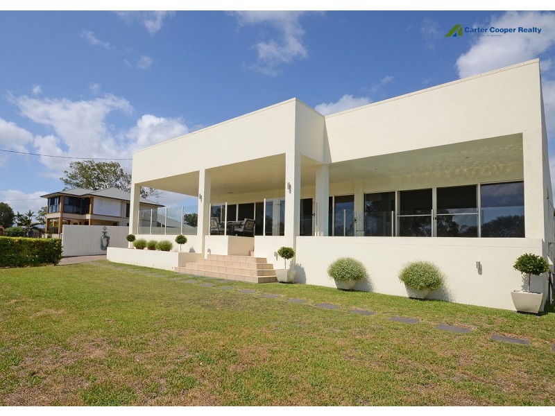 140 Esplanade, Point Vernon QLD 4655
