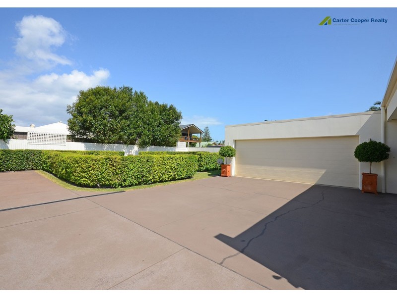 140 Esplanade, Point Vernon QLD 4655