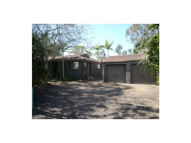 32 Barker Street, Point Vernon QLD 4655