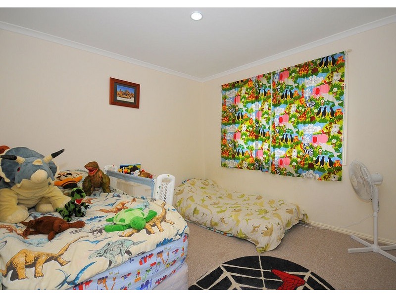 4 Sunny Way, Toogoom QLD 4655