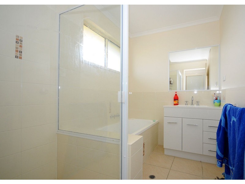 4 Sunny Way, Toogoom QLD 4655