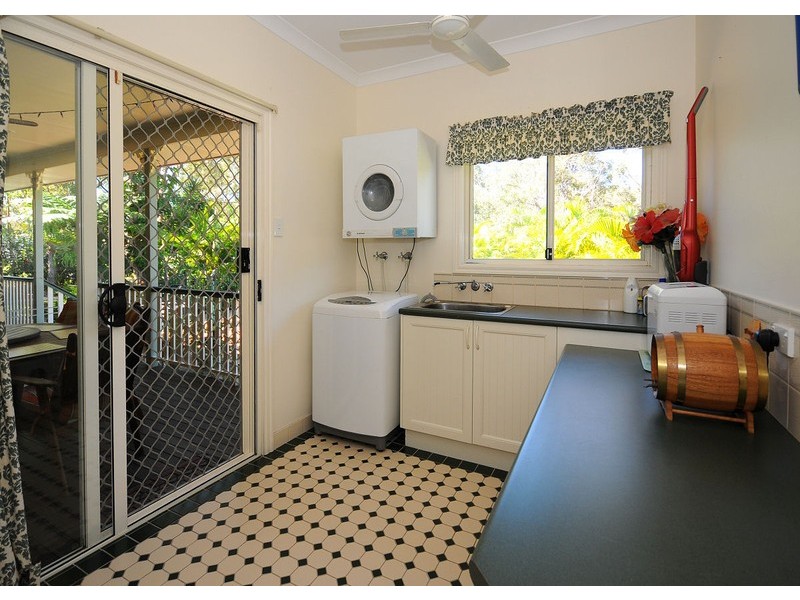 8 Raward Road, Wondunna QLD 4655