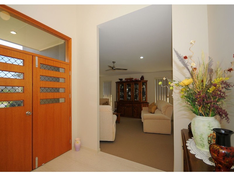 6 Chelsea Court, Urraween QLD 4655