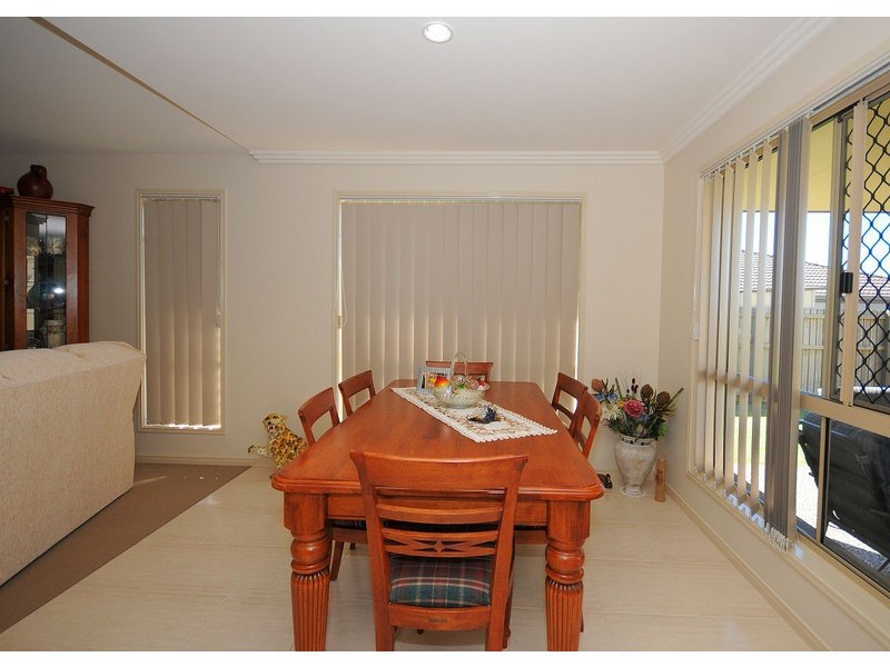 6 Chelsea Court, Urraween QLD 4655