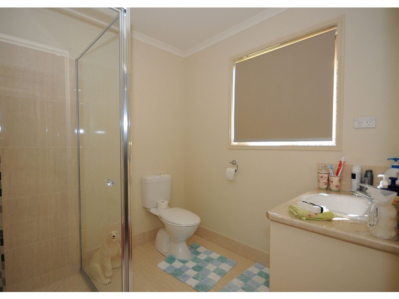 6 Chelsea Court, Urraween QLD 4655