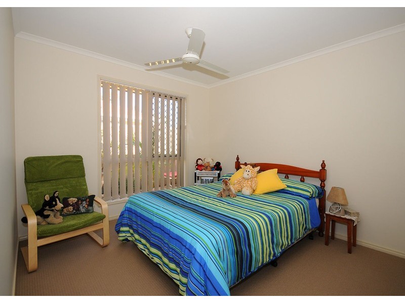 6 Chelsea Court, Urraween QLD 4655
