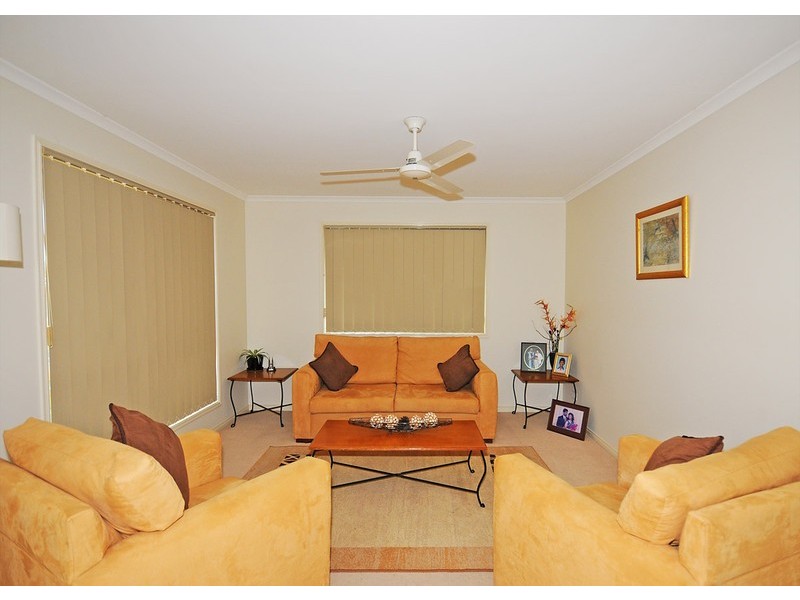 20 Picadilly Cct, Urraween QLD 4655