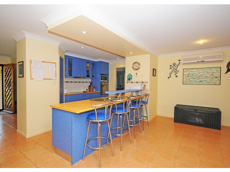 4 Chiquita Court, Dundowran Beach QLD 4655