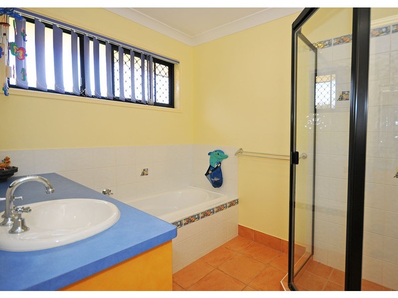 4 Chiquita Court, Dundowran Beach QLD 4655