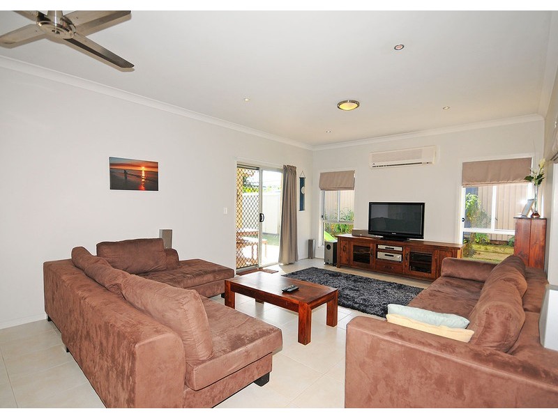 53 Turrum Street, Scarness QLD 4655