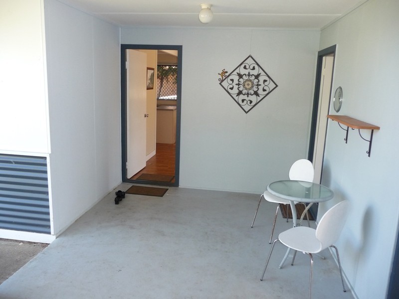 21 Paradise Street, Point Vernon QLD 4655