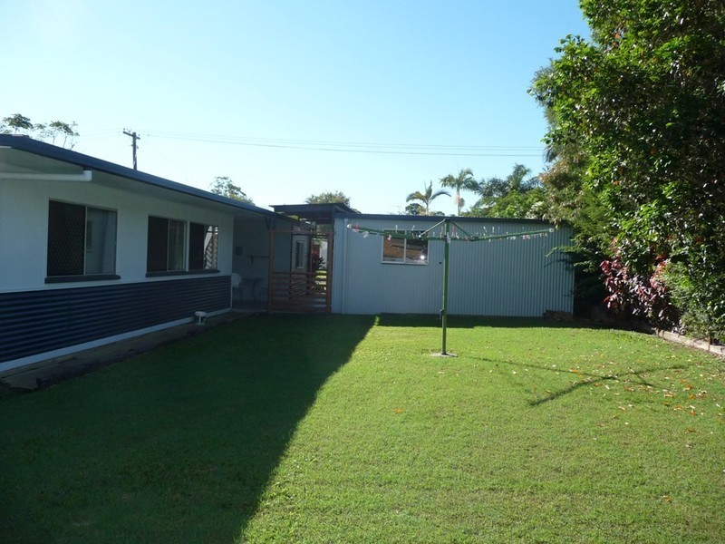 21 Paradise Street, Point Vernon QLD 4655