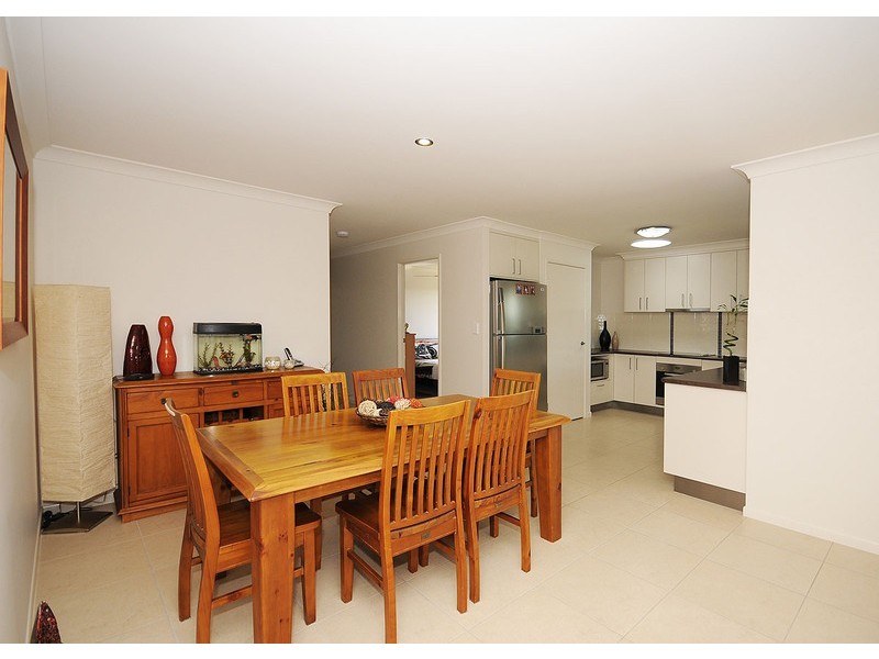 11 Stringybark Drive, Urangan QLD 4655