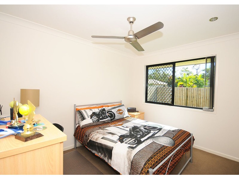 11 Stringybark Drive, Urangan QLD 4655