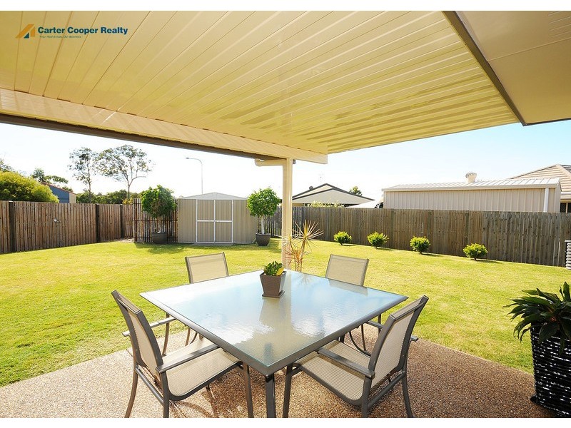 11 Stringybark Drive, Urangan QLD 4655