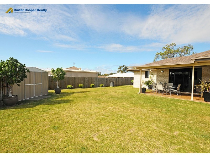 11 Stringybark Drive, Urangan QLD 4655