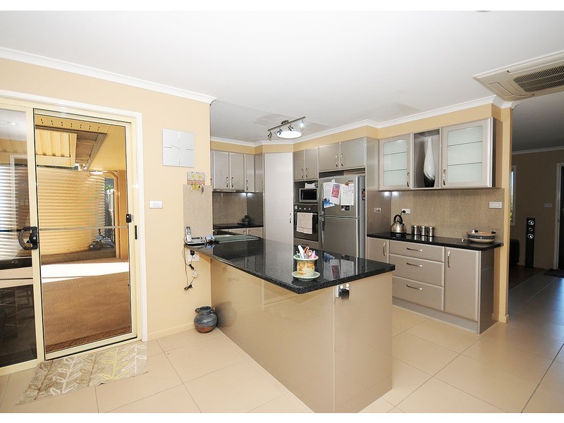 112 Caddy Avenue, Urraween QLD 4655