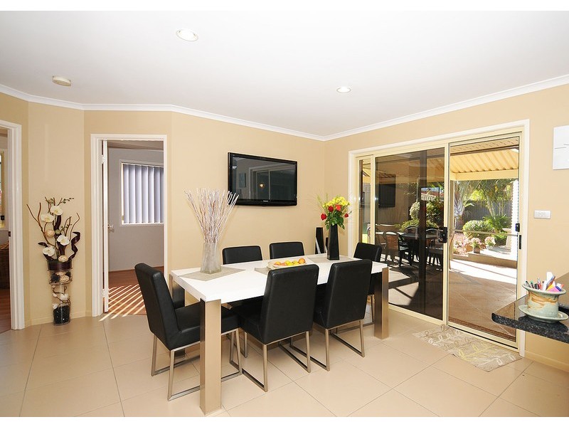 112 Caddy Avenue, Urraween QLD 4655