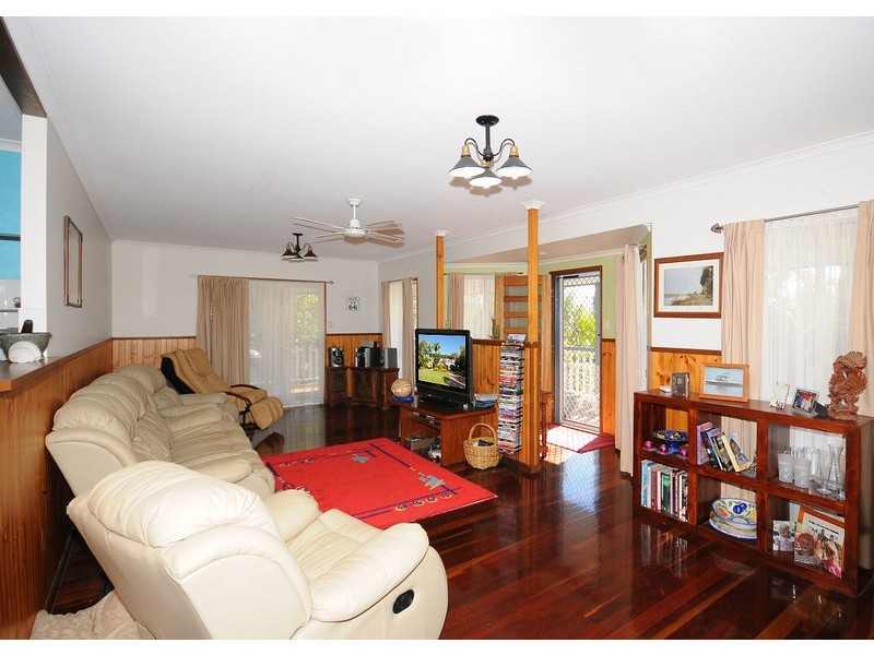 3 Greta Court, Urangan QLD 4655