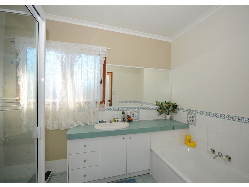 3 Greta Court, Urangan QLD 4655