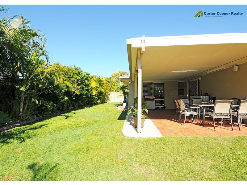 38 Vicki Parade, Torquay QLD 4655