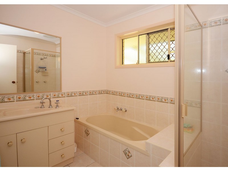 6 Haupt Avenue, Pialba QLD 4655