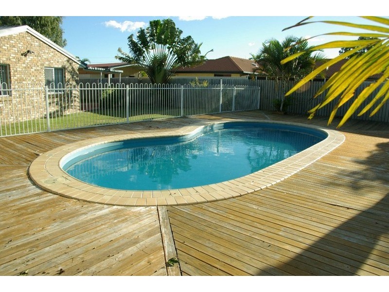 64 Corfield Street, Point Vernon QLD 4655