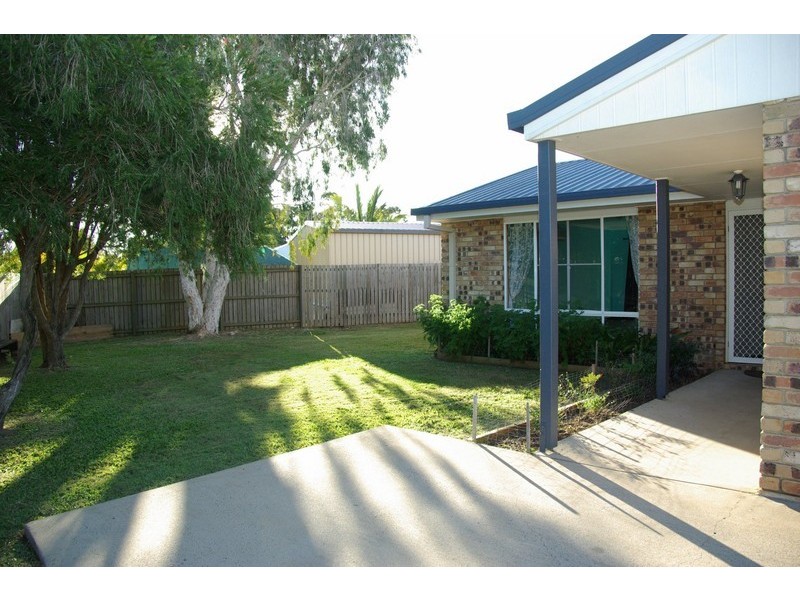 64 Corfield Street, Point Vernon QLD 4655