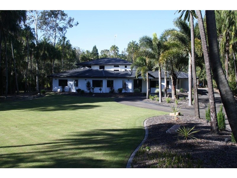 16 – 18 Palm Way, Dundowran Beach QLD 4655