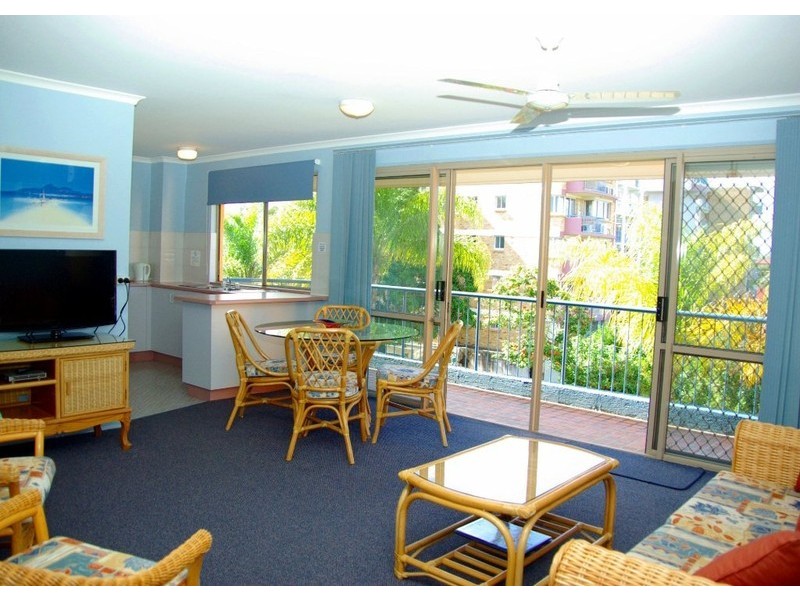 17, 383 Esplanade, Torquay QLD 4655