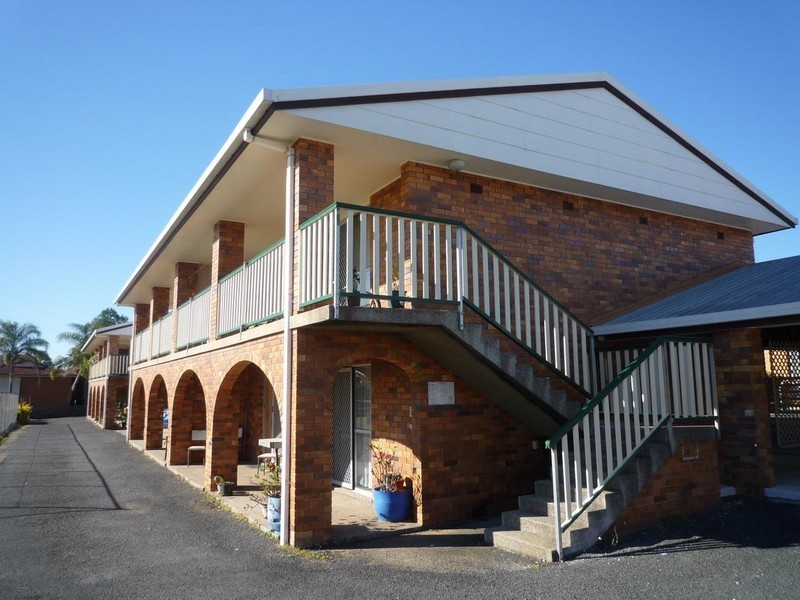 2/64  Taylor Street, Pialba QLD 4655